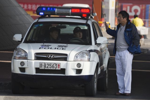 Επίθεση με εκρηκτικά και μαχαίρια στην επαρχία Σιντζιάνγκ της Κίνας